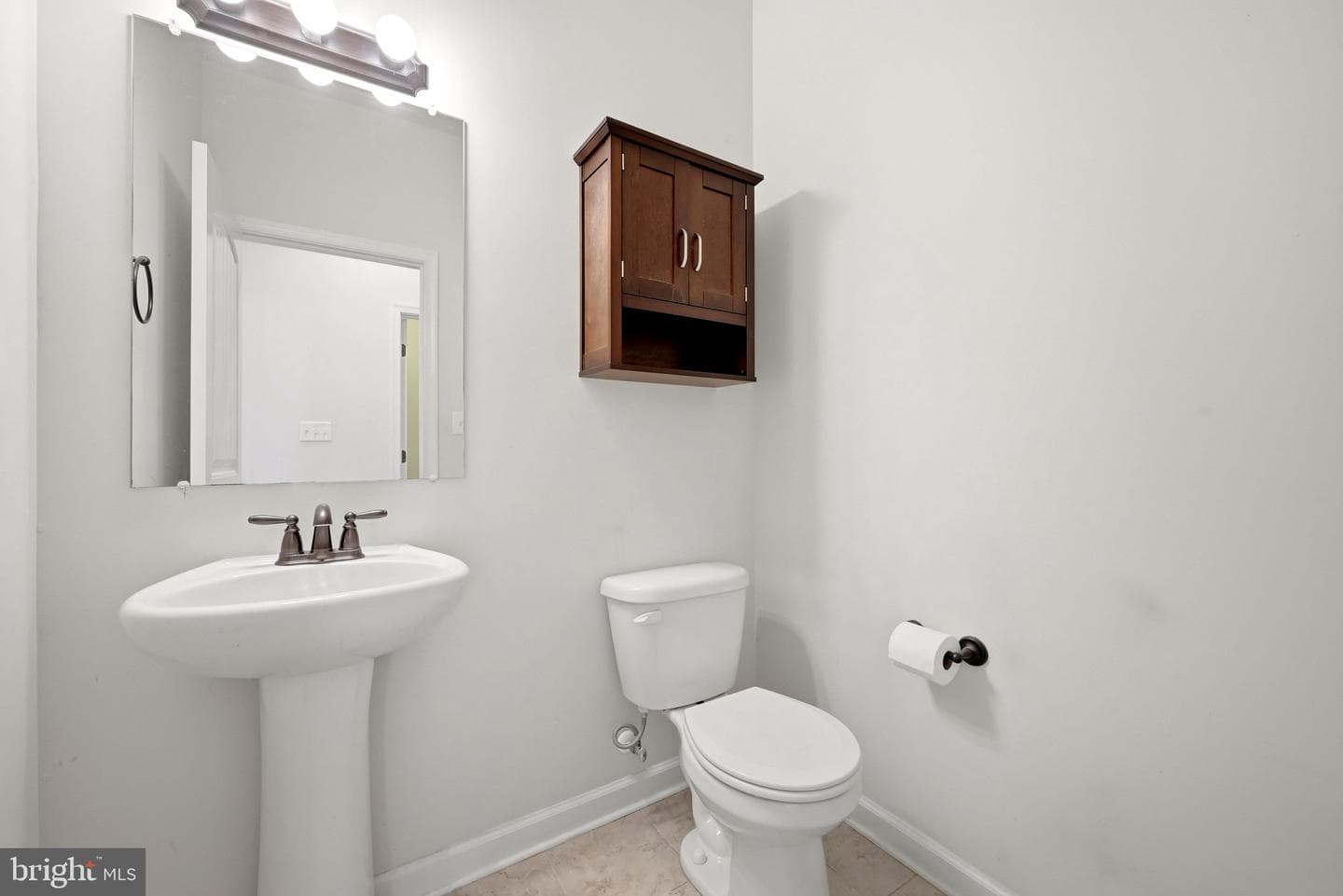 65 Fegan Road photo 26