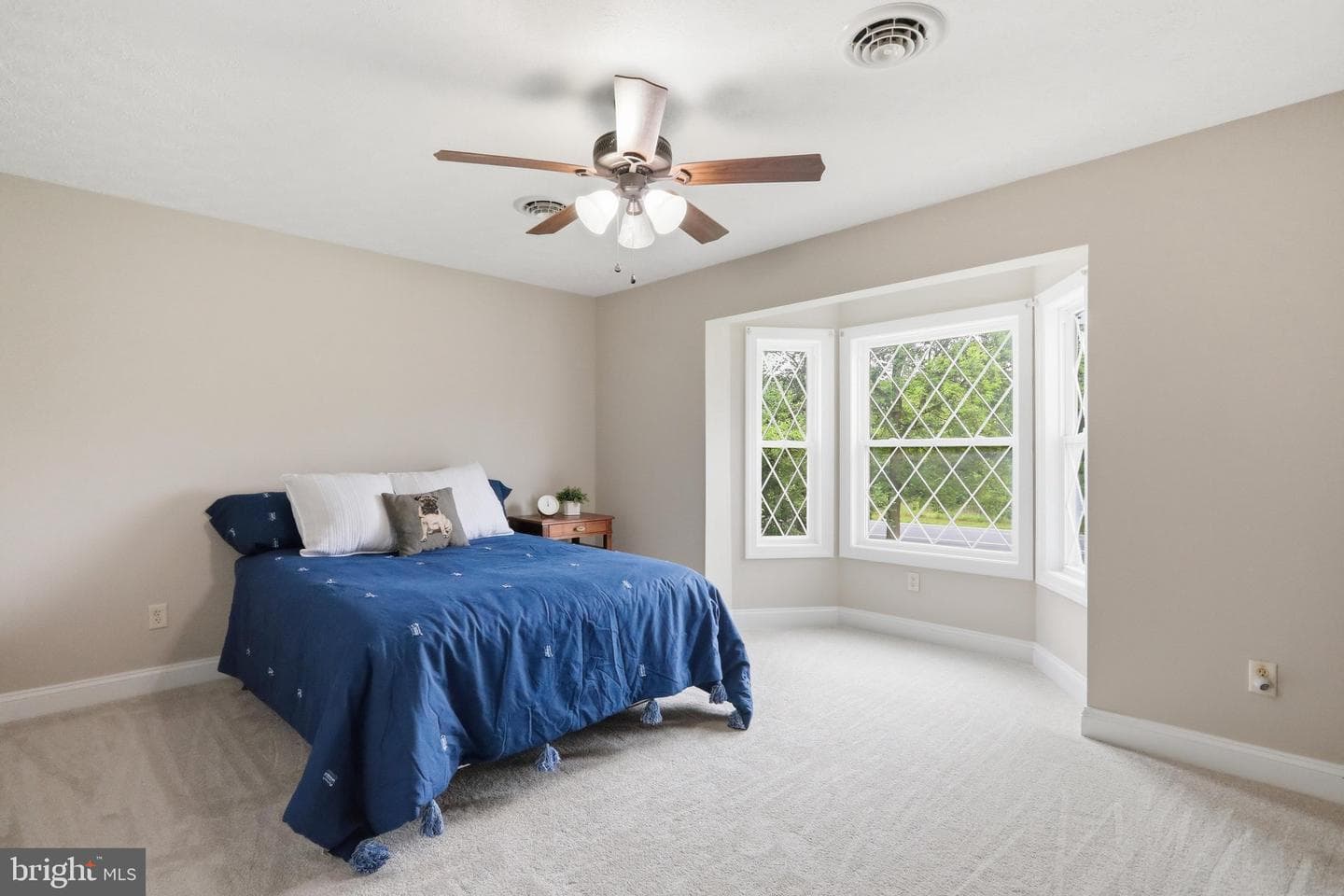 18 Treasure Drive photo 28