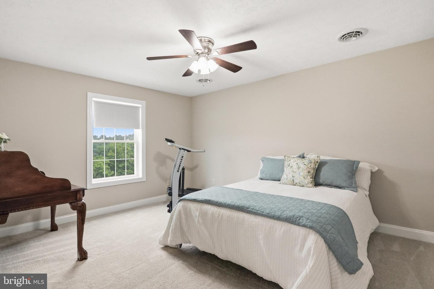 18 Treasure Drive photo 31