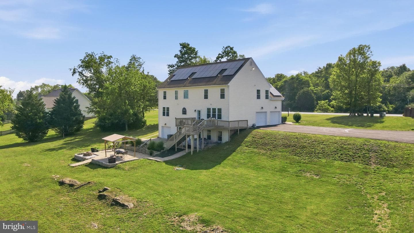 18 Treasure Drive photo 41