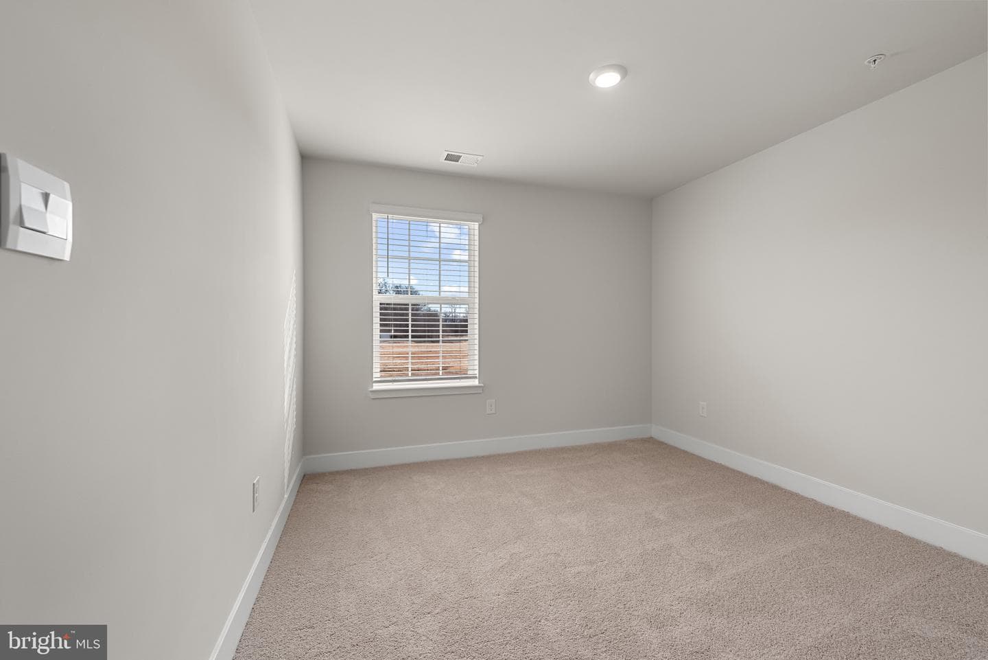 318 Orpington Drive photo 4