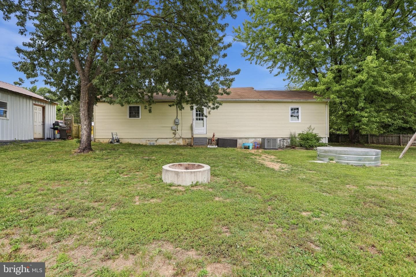 236 Classic Vanville Road photo 9