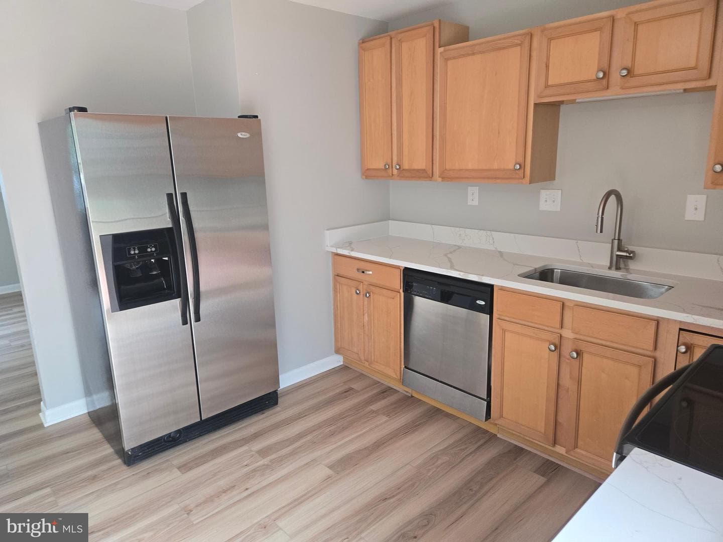 65 Hawthorne Avenue photo 9