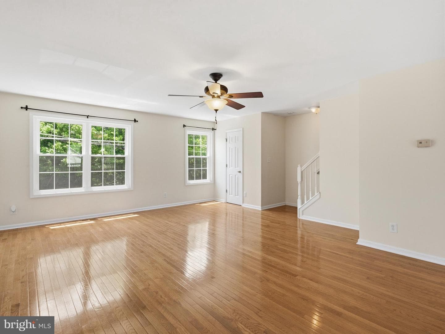 106 Sir Washington Street photo 3