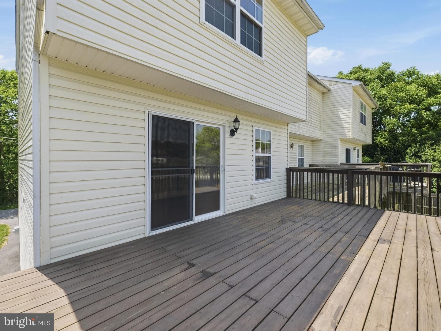 106 Sir Washington Street photo 9