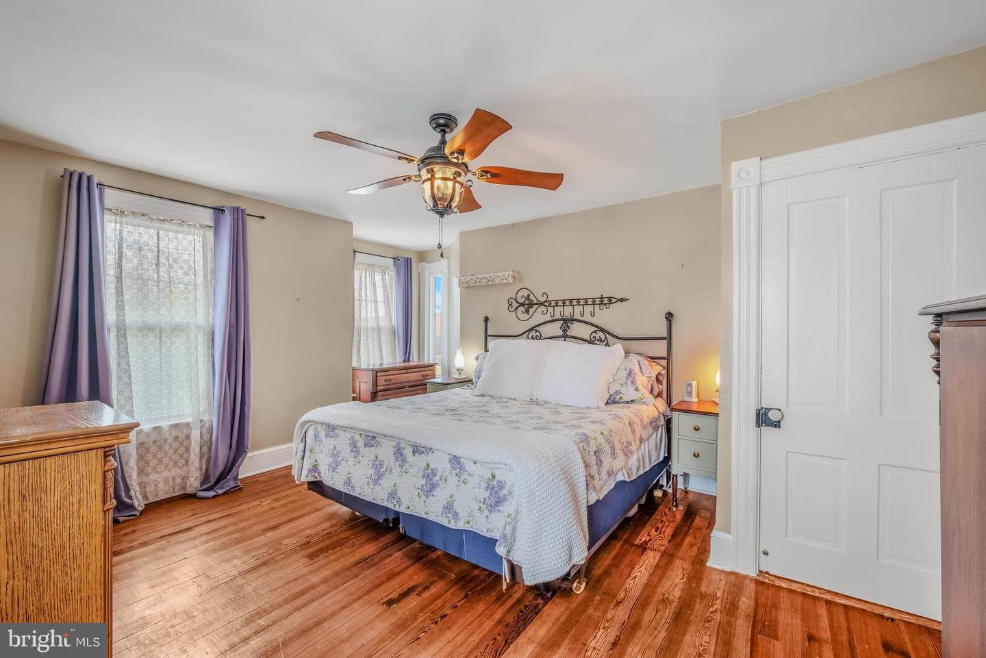 719 S Raleigh Street photo 17