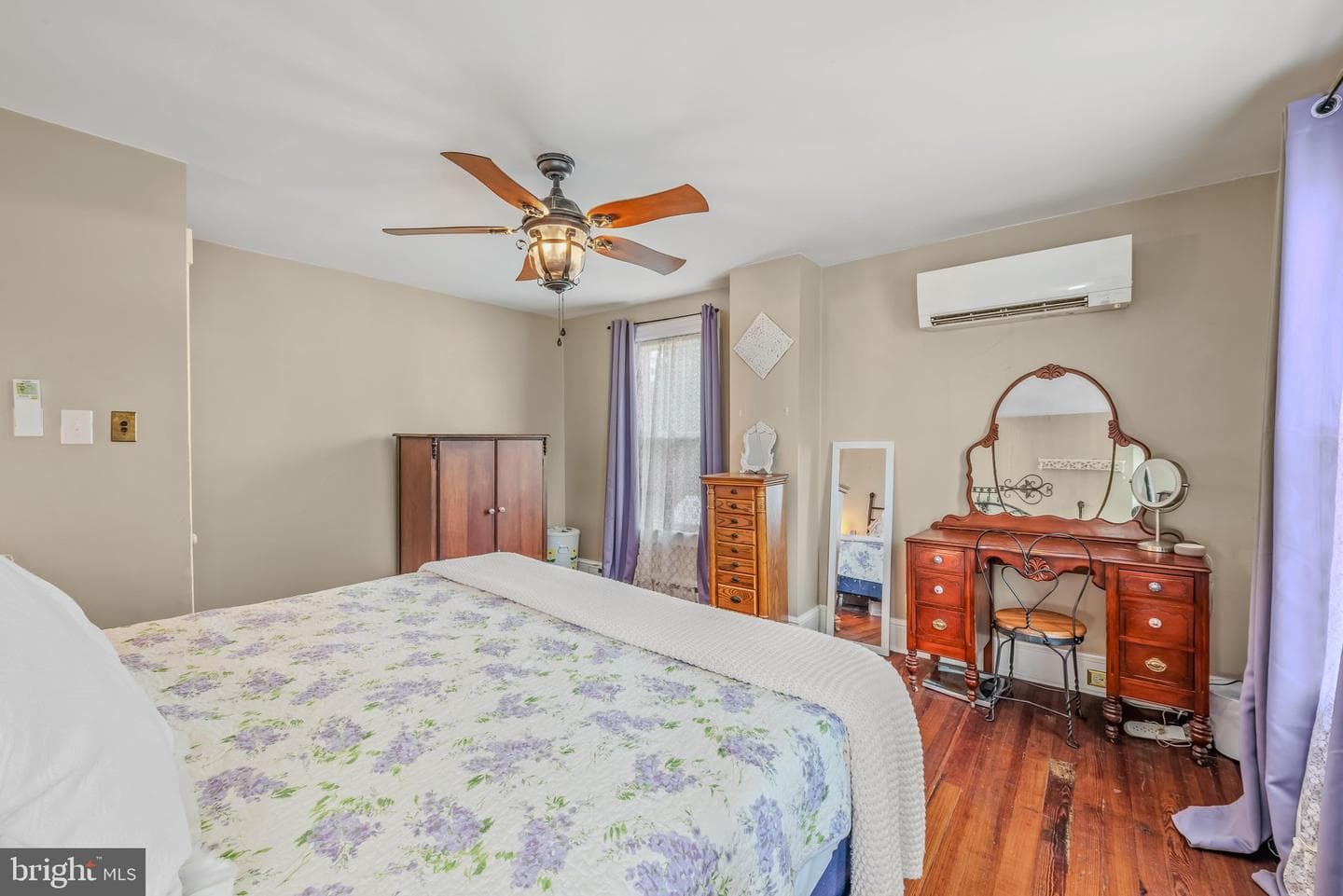719 S Raleigh Street photo 19