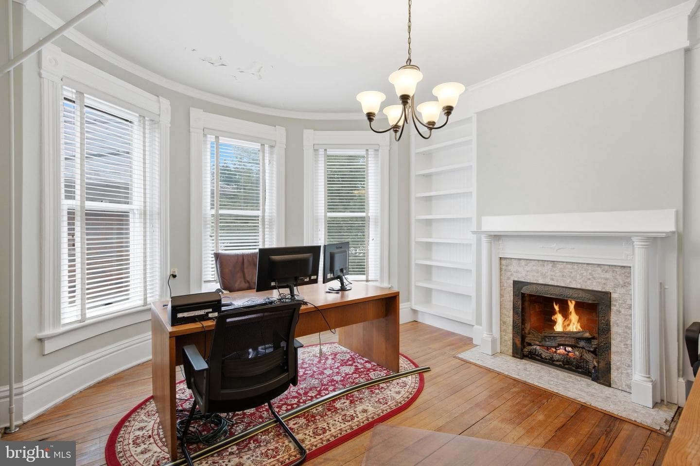 310 W Burke Street photo 61