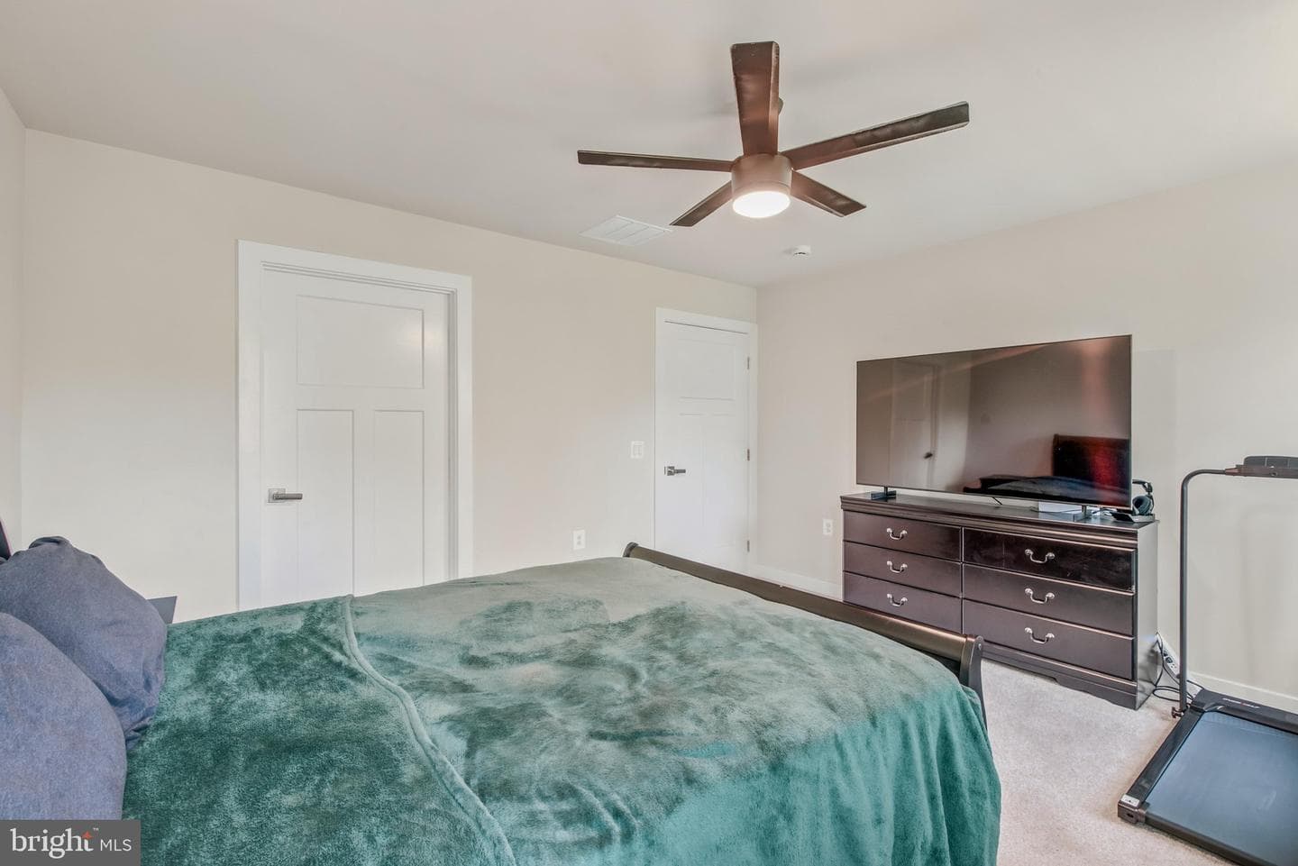 566 Makers Way photo 21