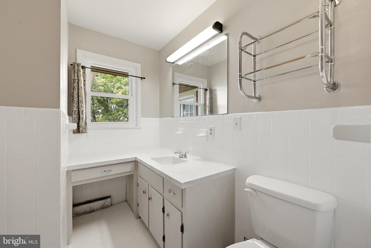23 Drake Avenue photo 27