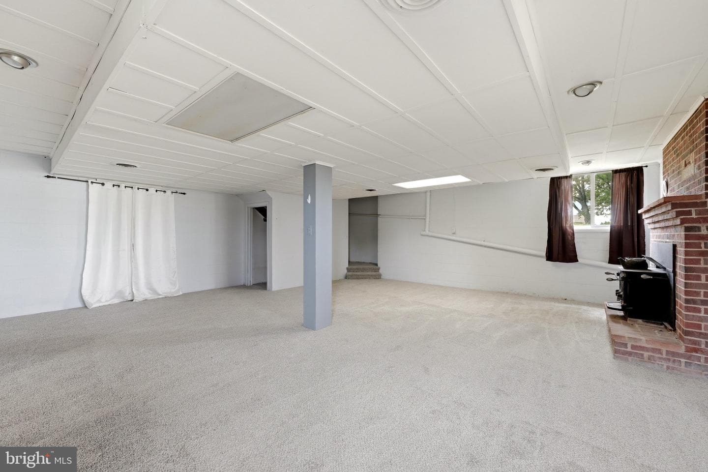 23 Drake Avenue photo 35