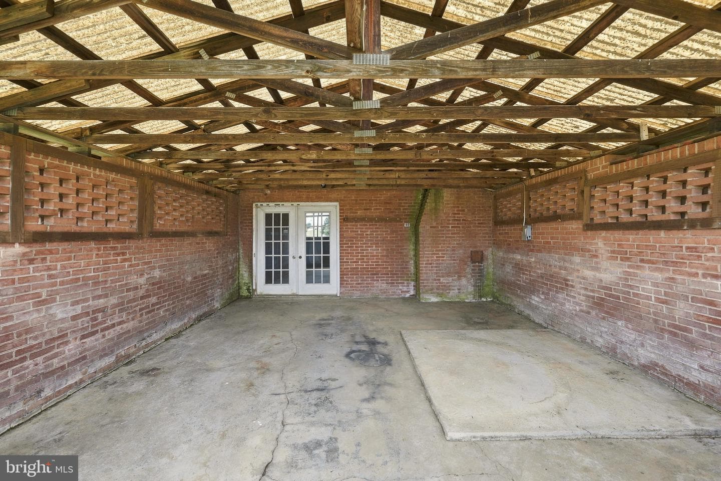23 Drake Avenue photo 45