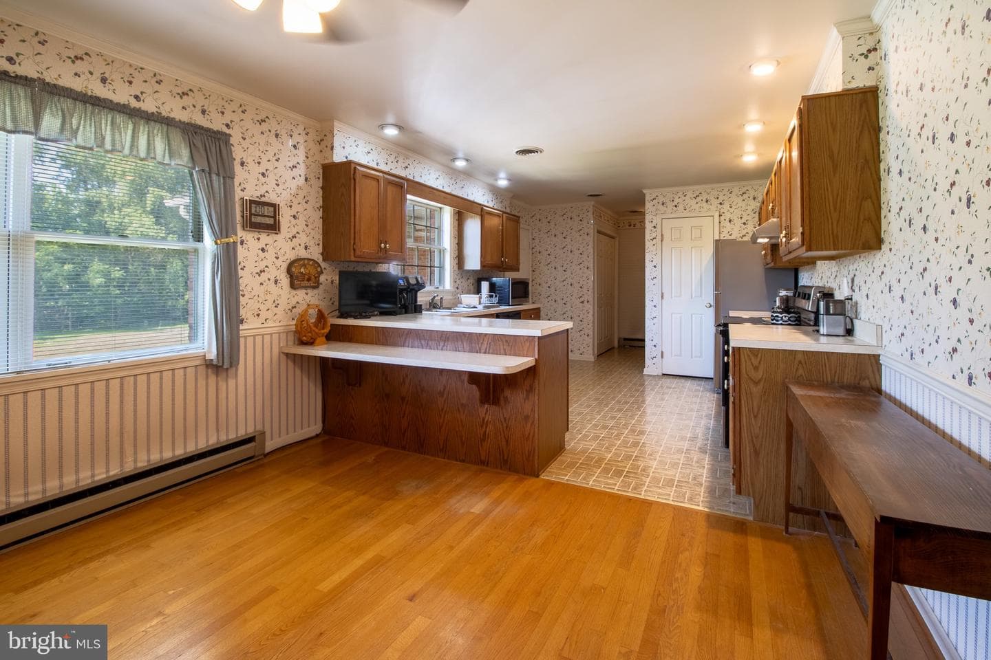 91 Meadowbrook Drive photo 16
