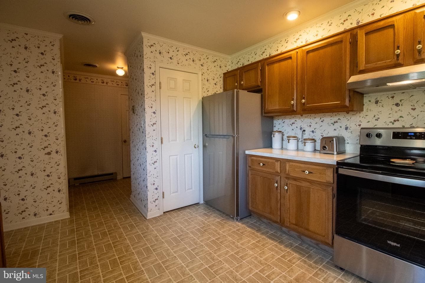 91 Meadowbrook Drive photo 24