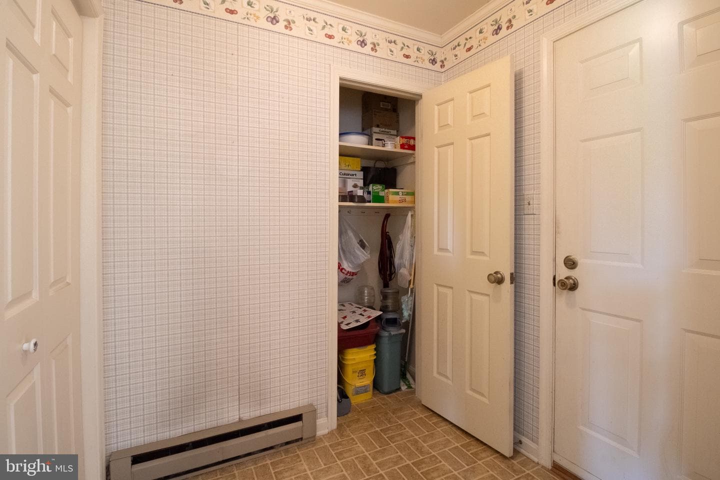 91 Meadowbrook Drive photo 27