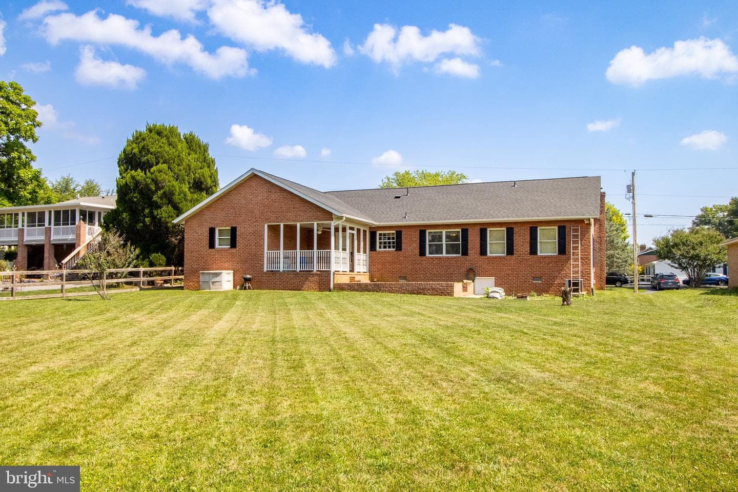 91 Meadowbrook Drive photo 51