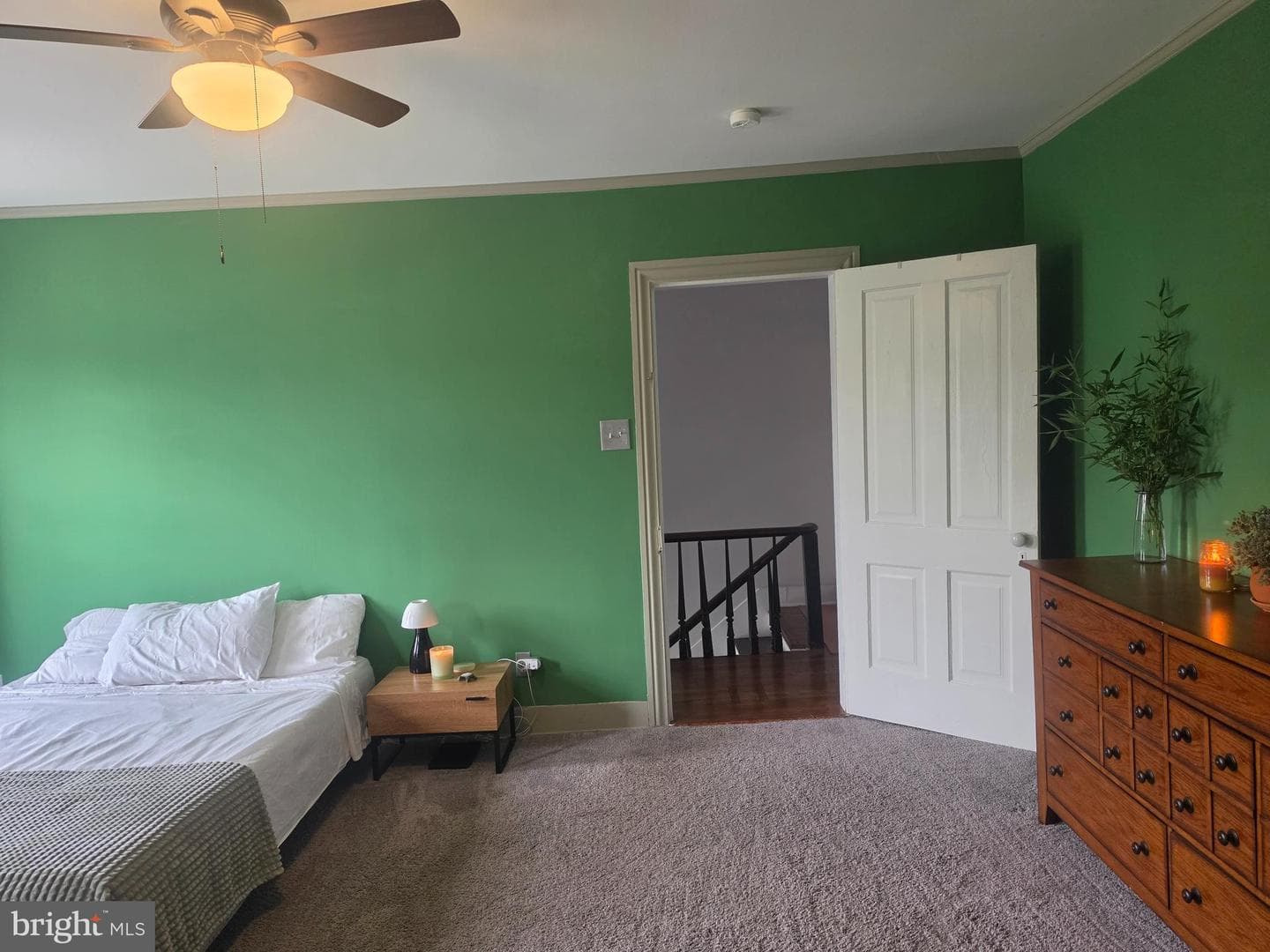 417 W Burke Street photo 11