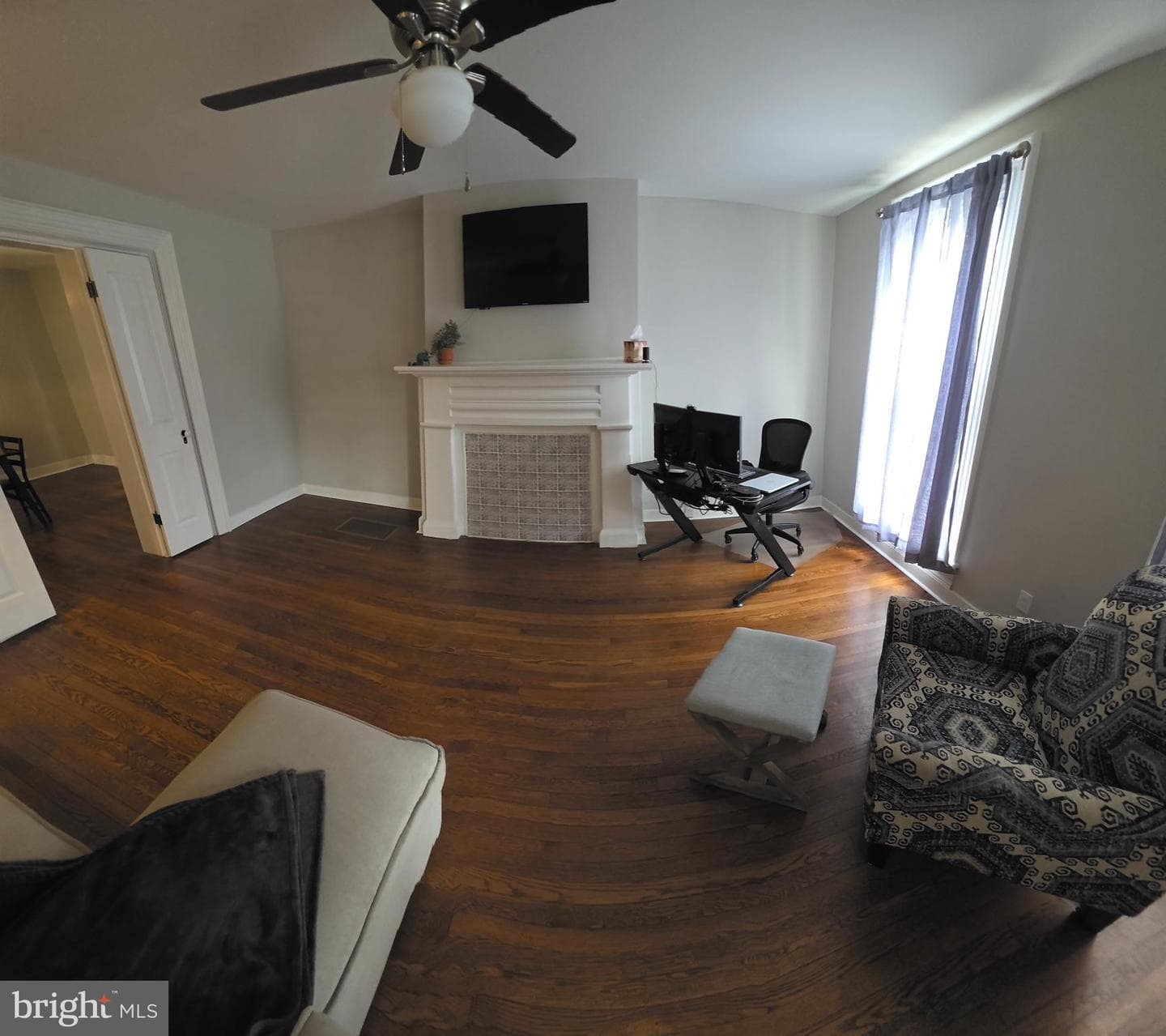 417 W Burke Street photo 6
