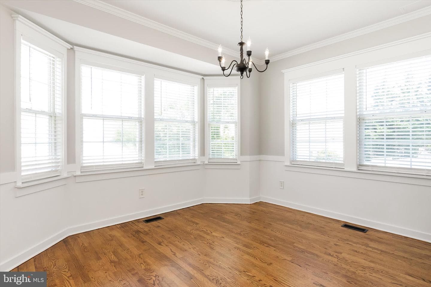 1604 Memorial Park Avenue photo 12