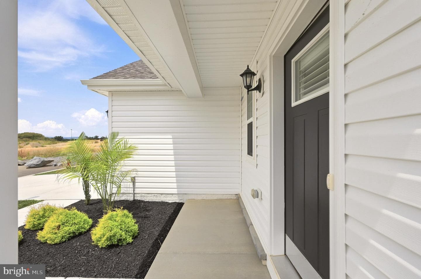 462 Ludgate Manor photo 4