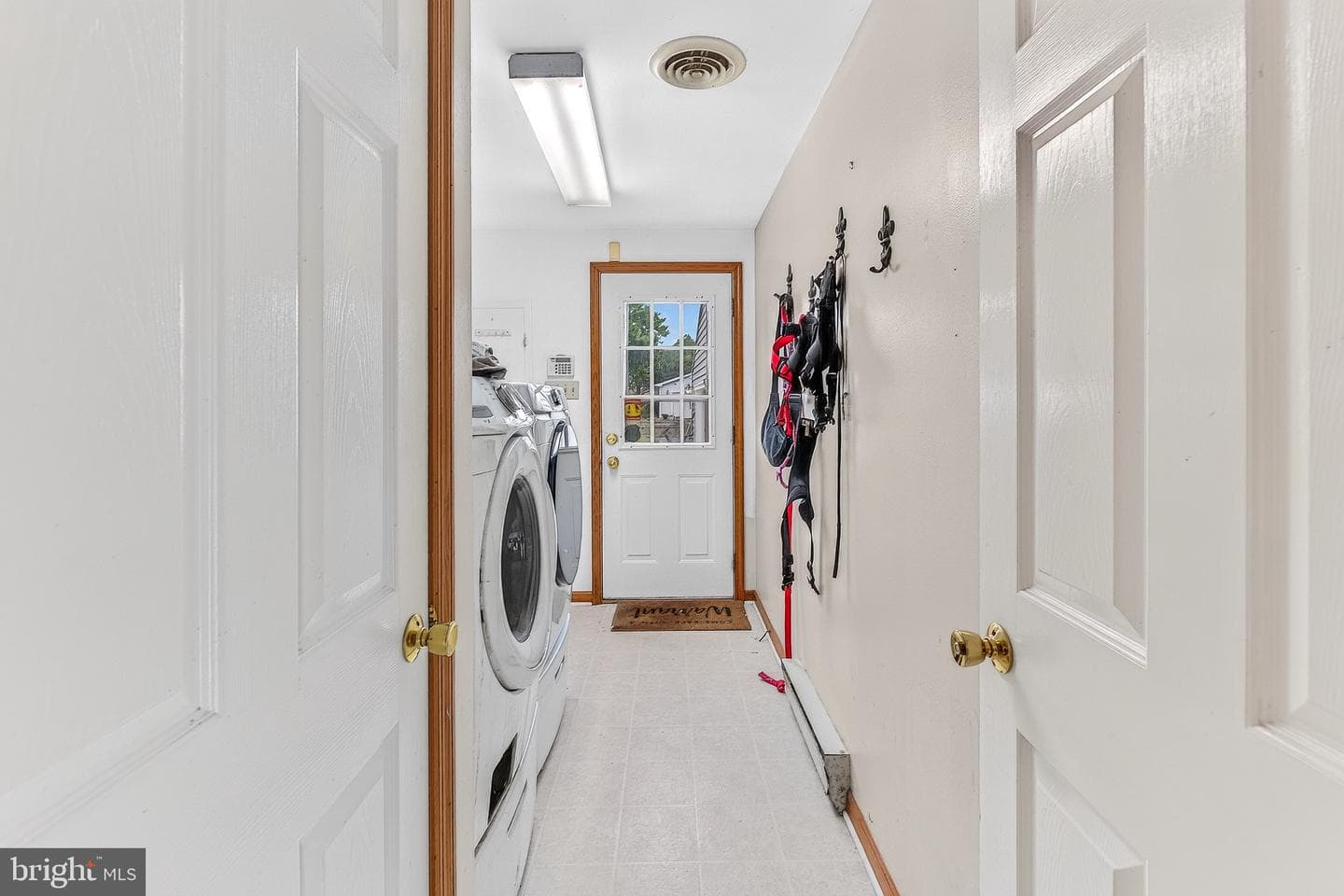 44 Orbit Court photo 16