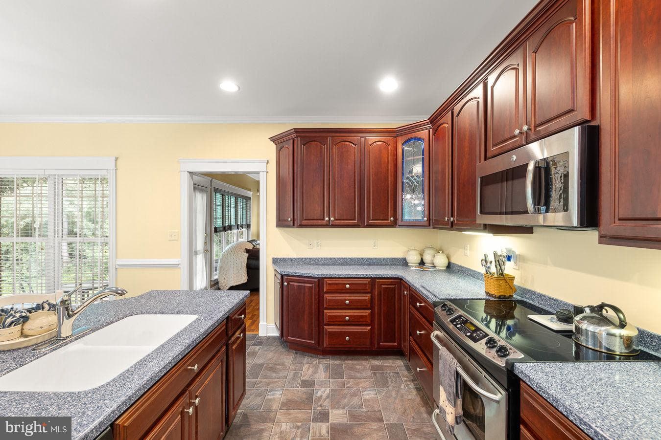 483 Sierra Drive photo 14