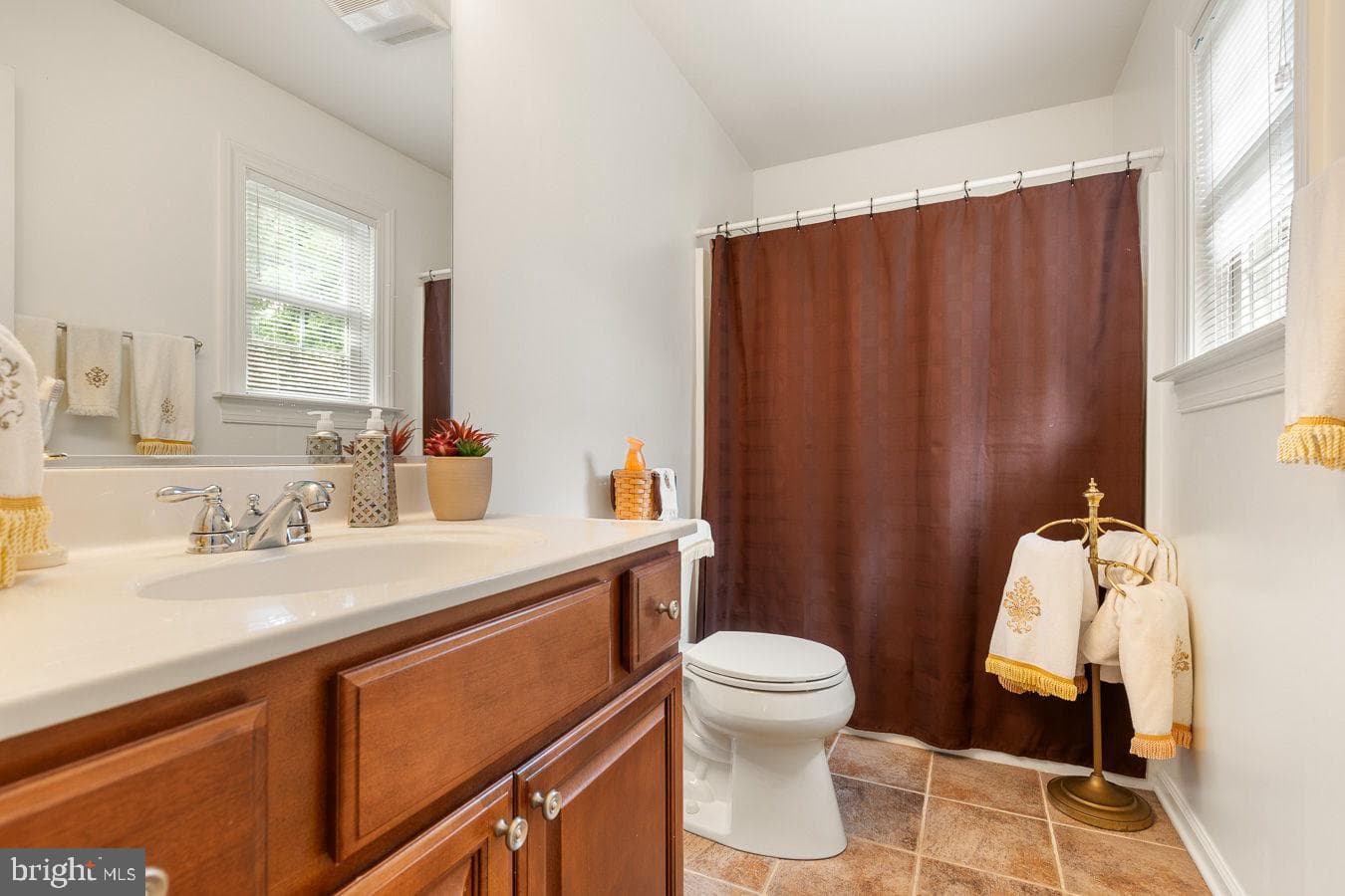 483 Sierra Drive photo 28