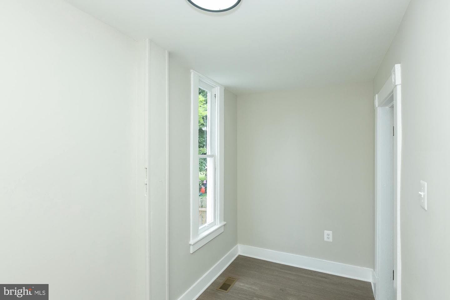 914 Virginia Avenue photo 36