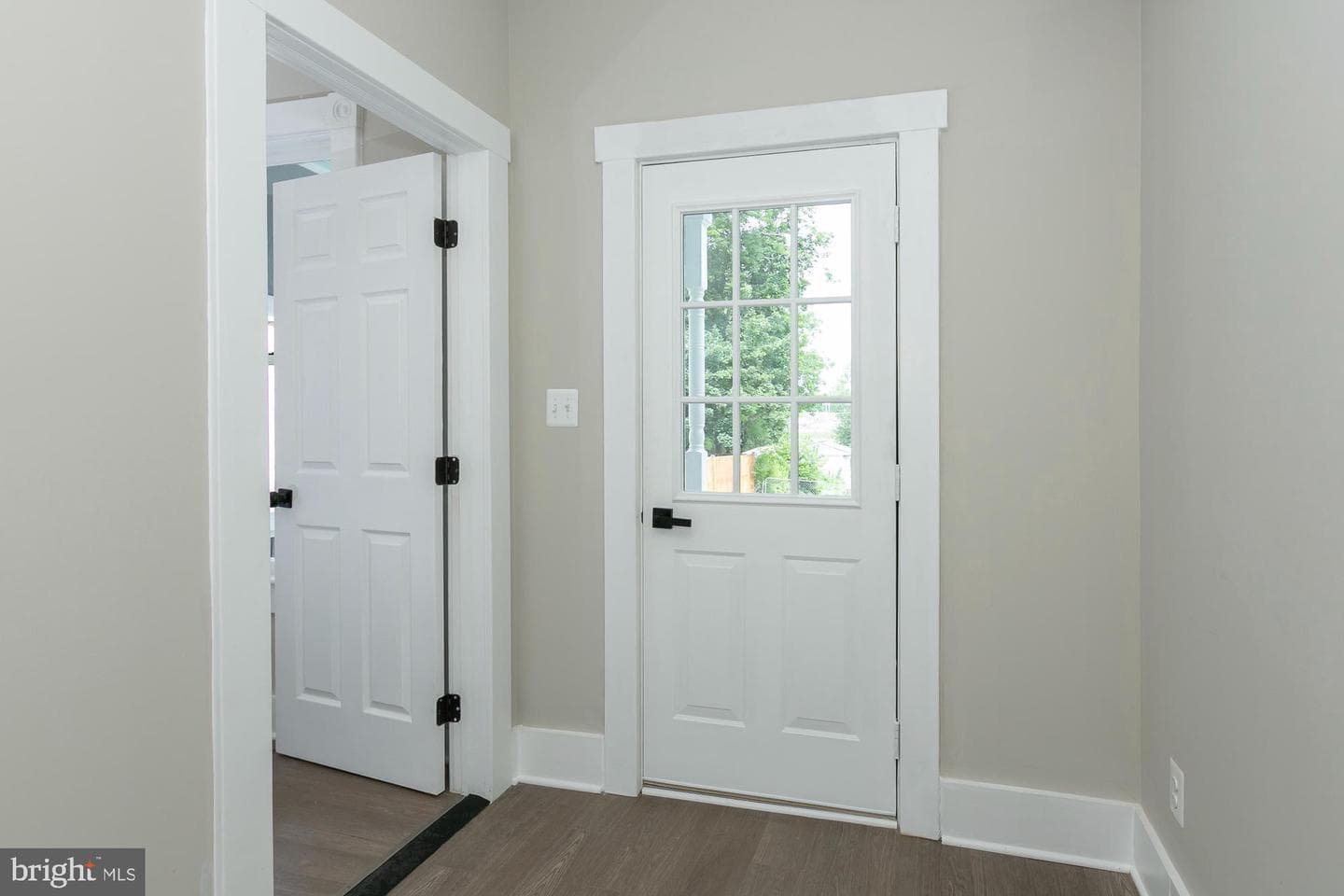 914 Virginia Avenue photo 40