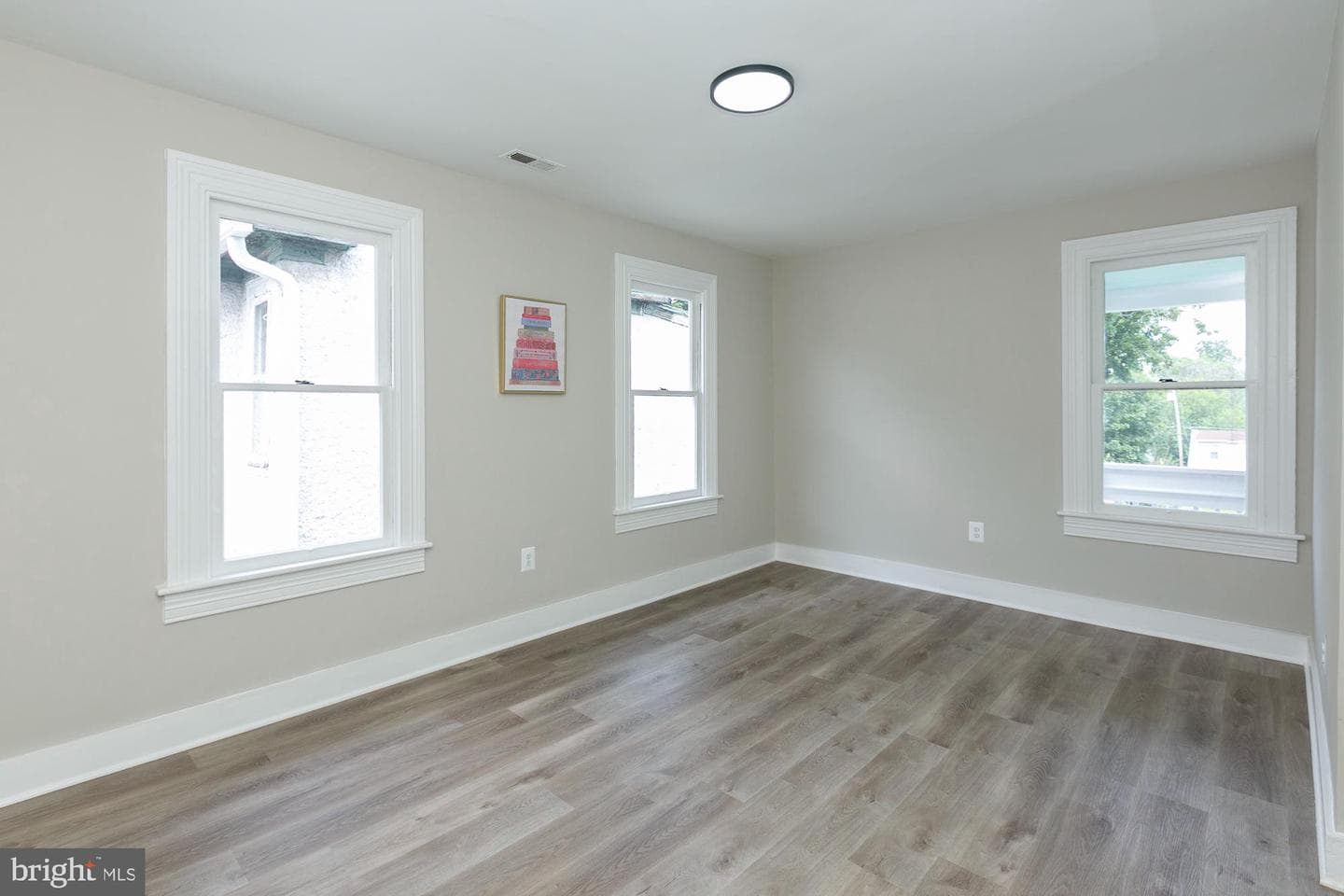 914 Virginia Avenue photo 45