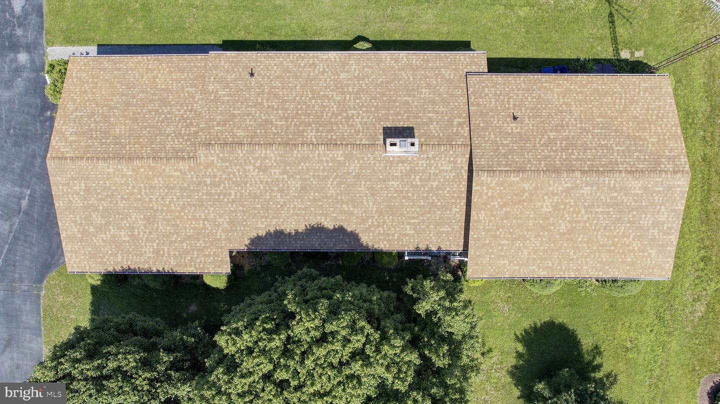 1439 Bedington Road photo 12