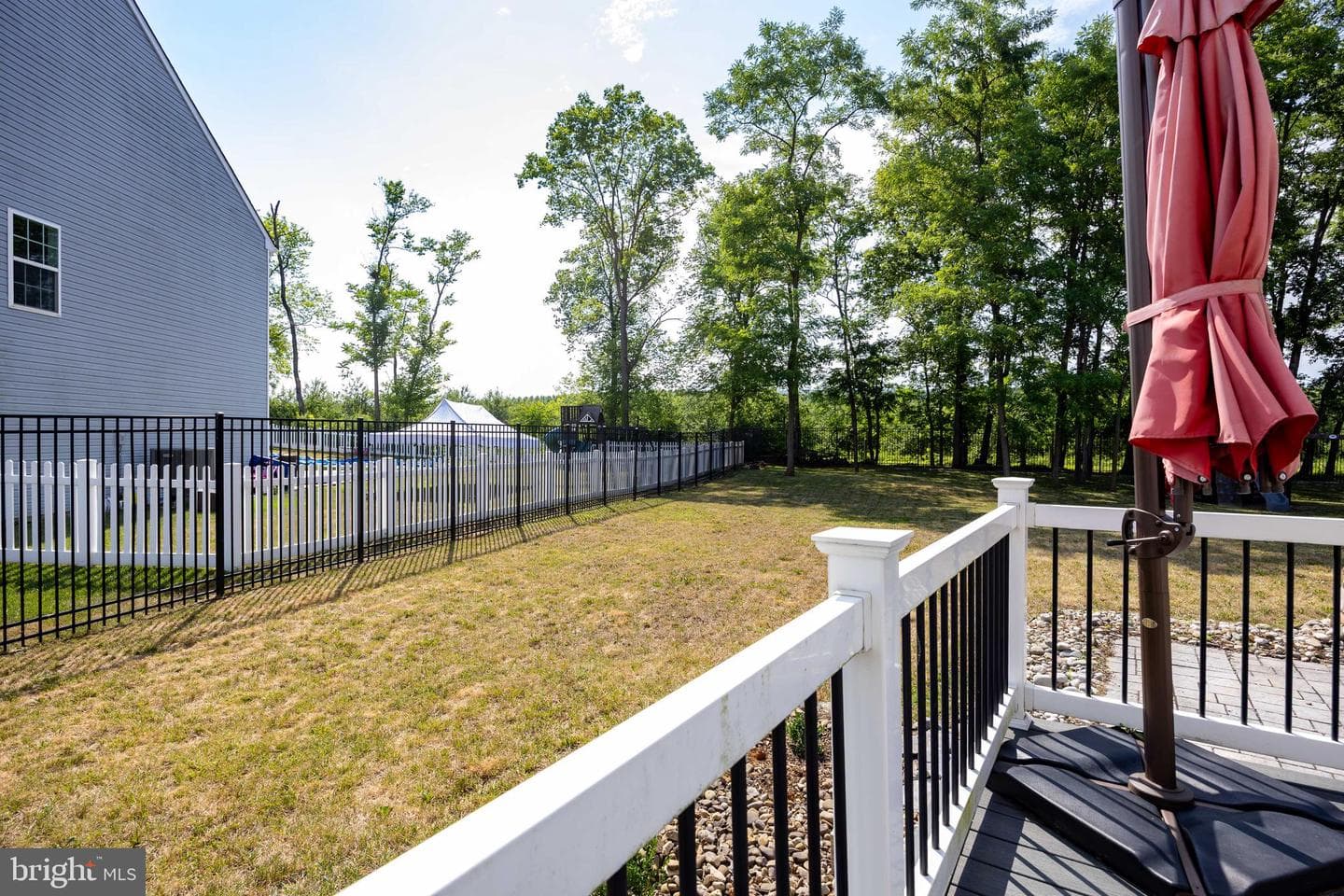 253 Twain Street photo 51