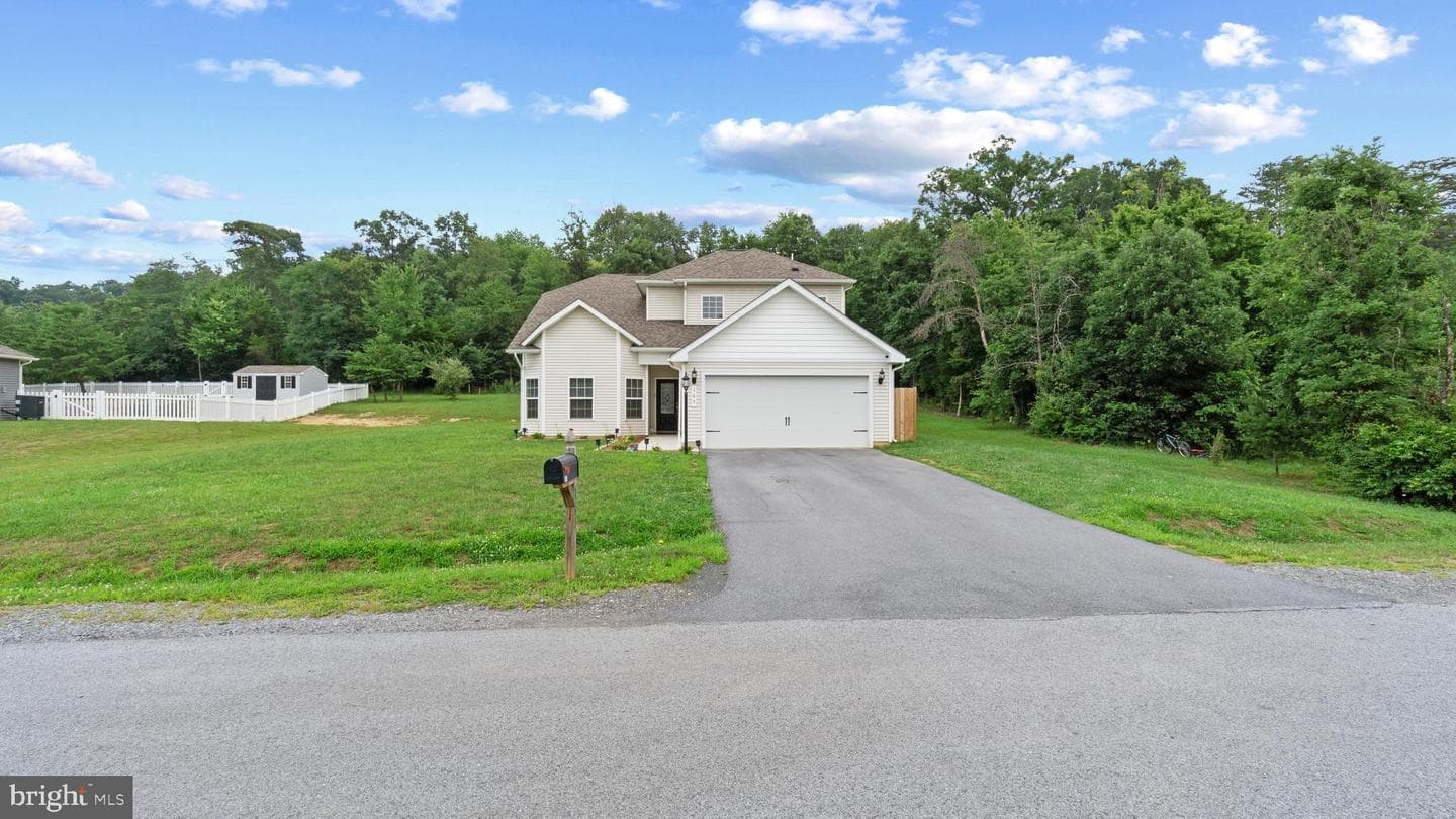 165 Rappahannock Run, Falling Waters