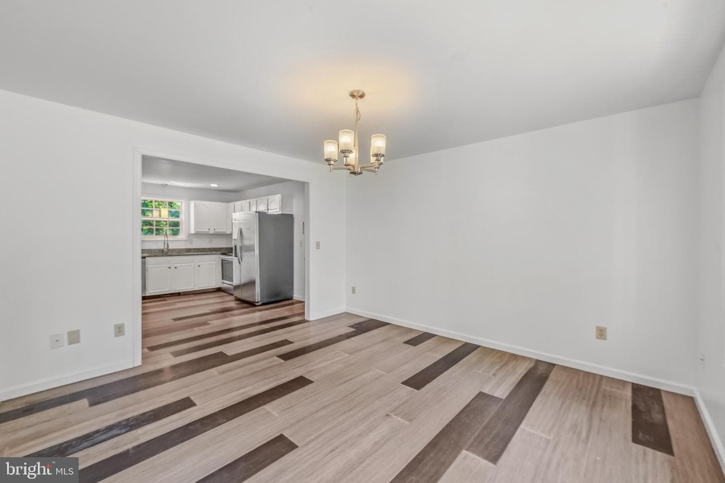 185 Tara Drive photo 9