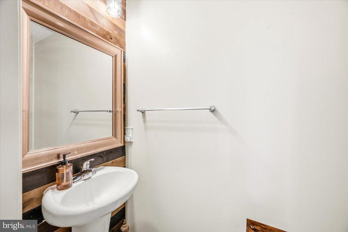 24 Ventura Way photo 21