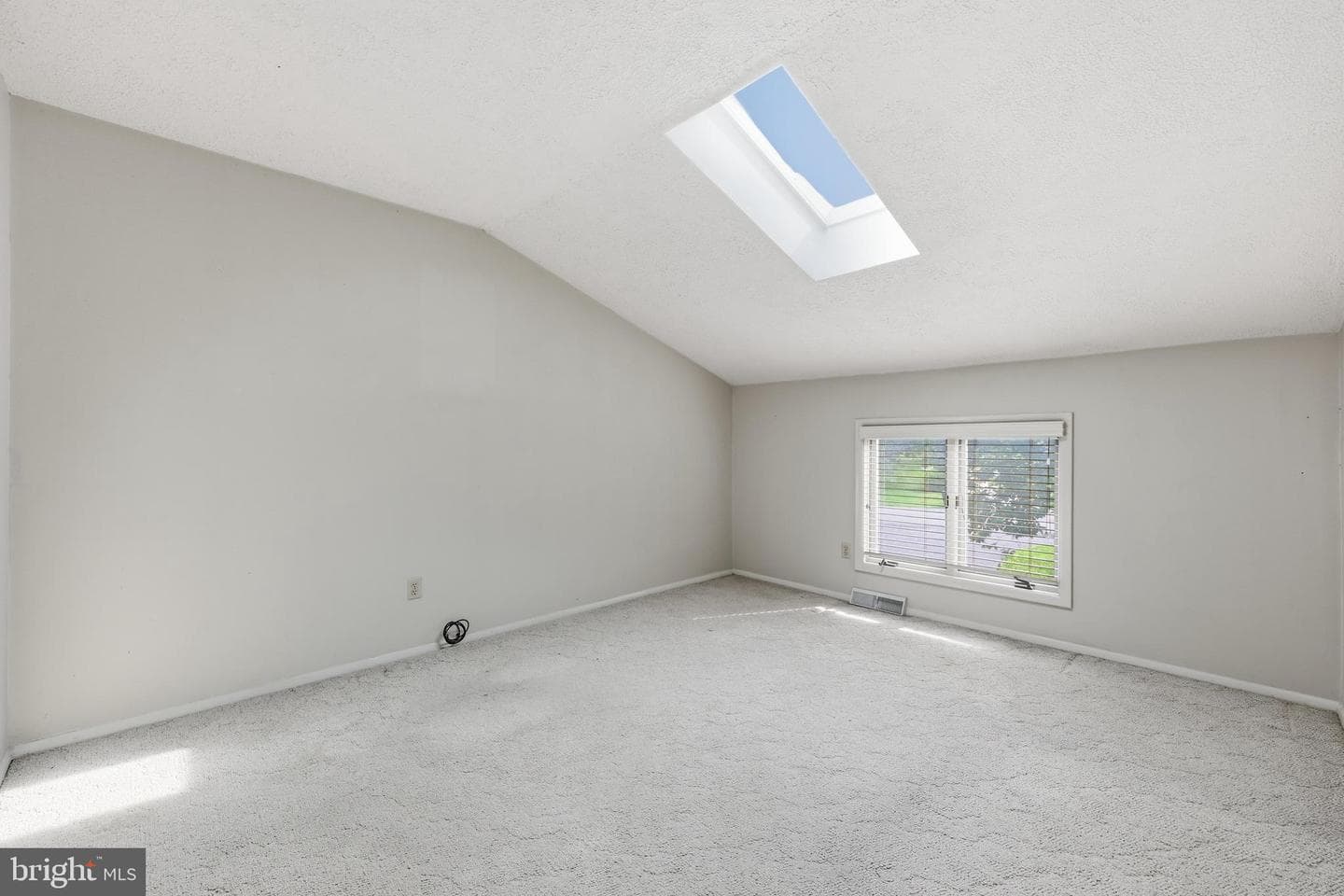 661 Panorama Drive photo 23