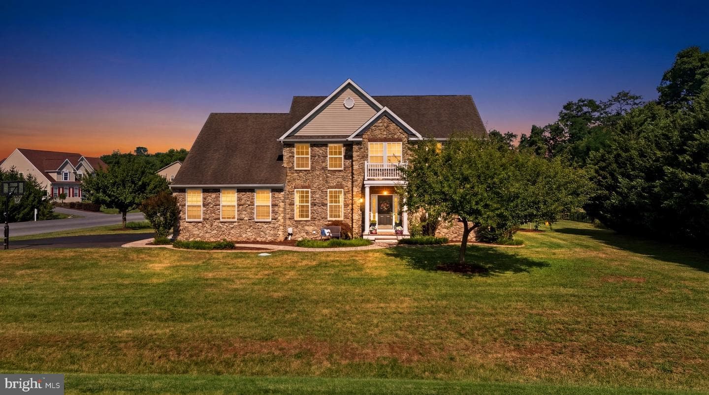 97 Soaring Eagle Way photo 1