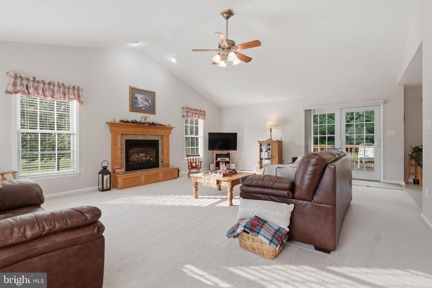 221 Hadley Drive photo 24