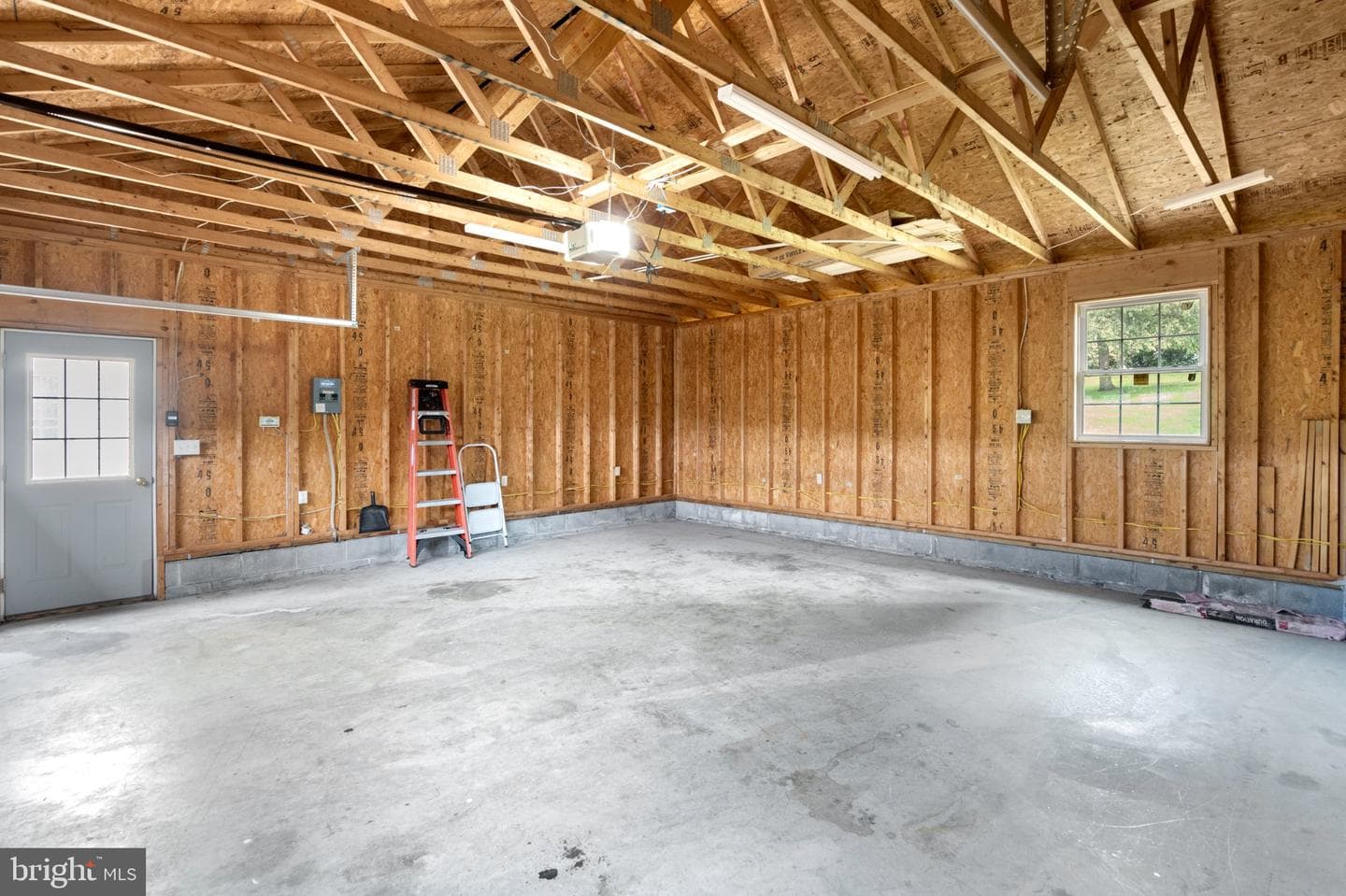 75 Barlow Court photo 29