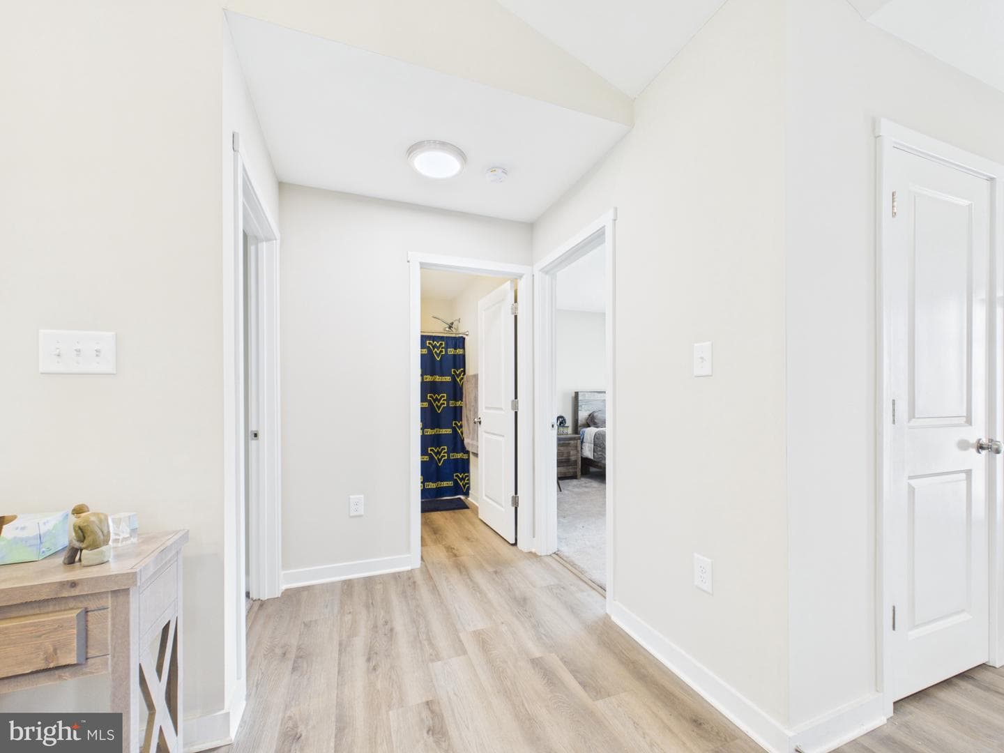 130 Constellation Road photo 28