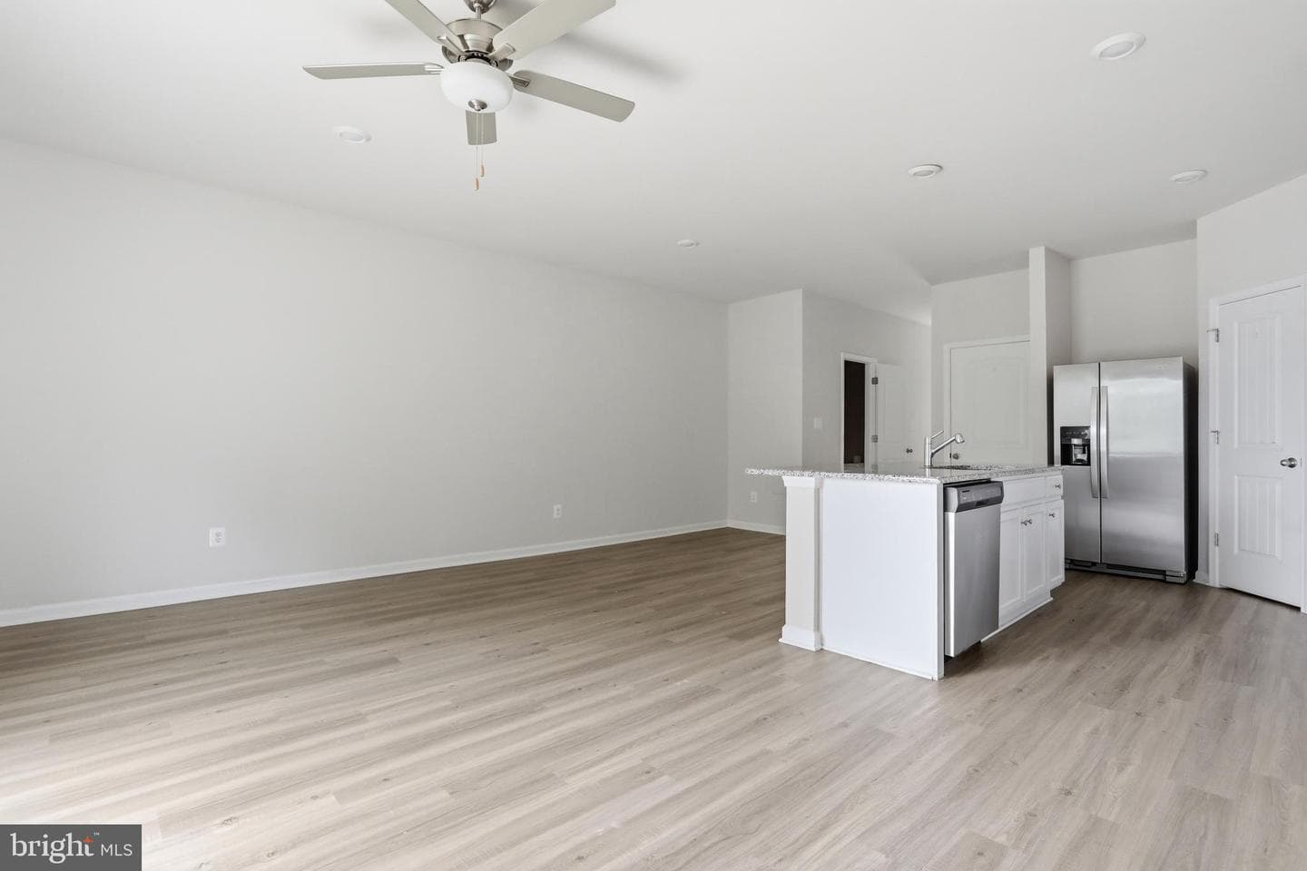 112 Paddington St photo 10