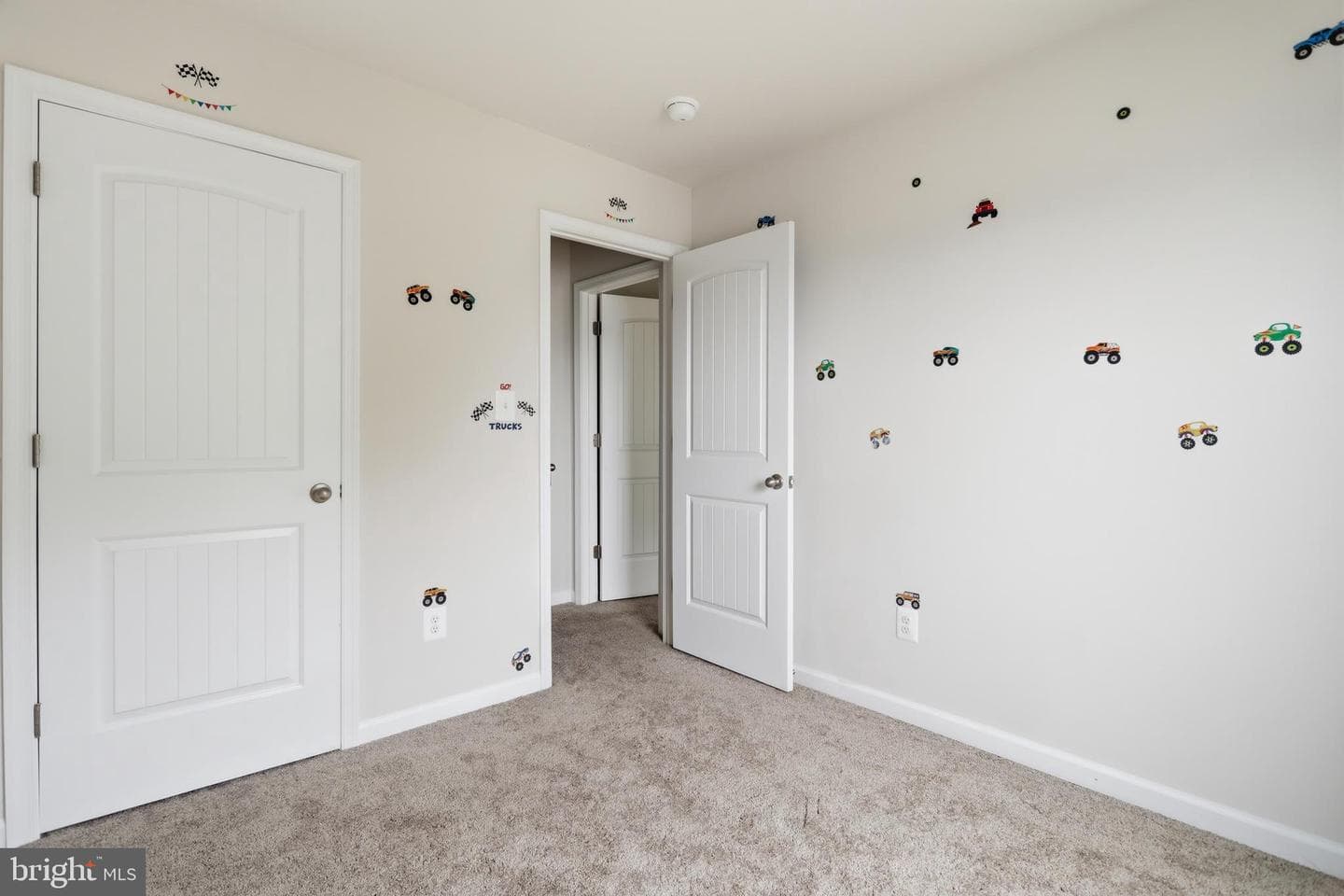 112 Paddington St photo 24