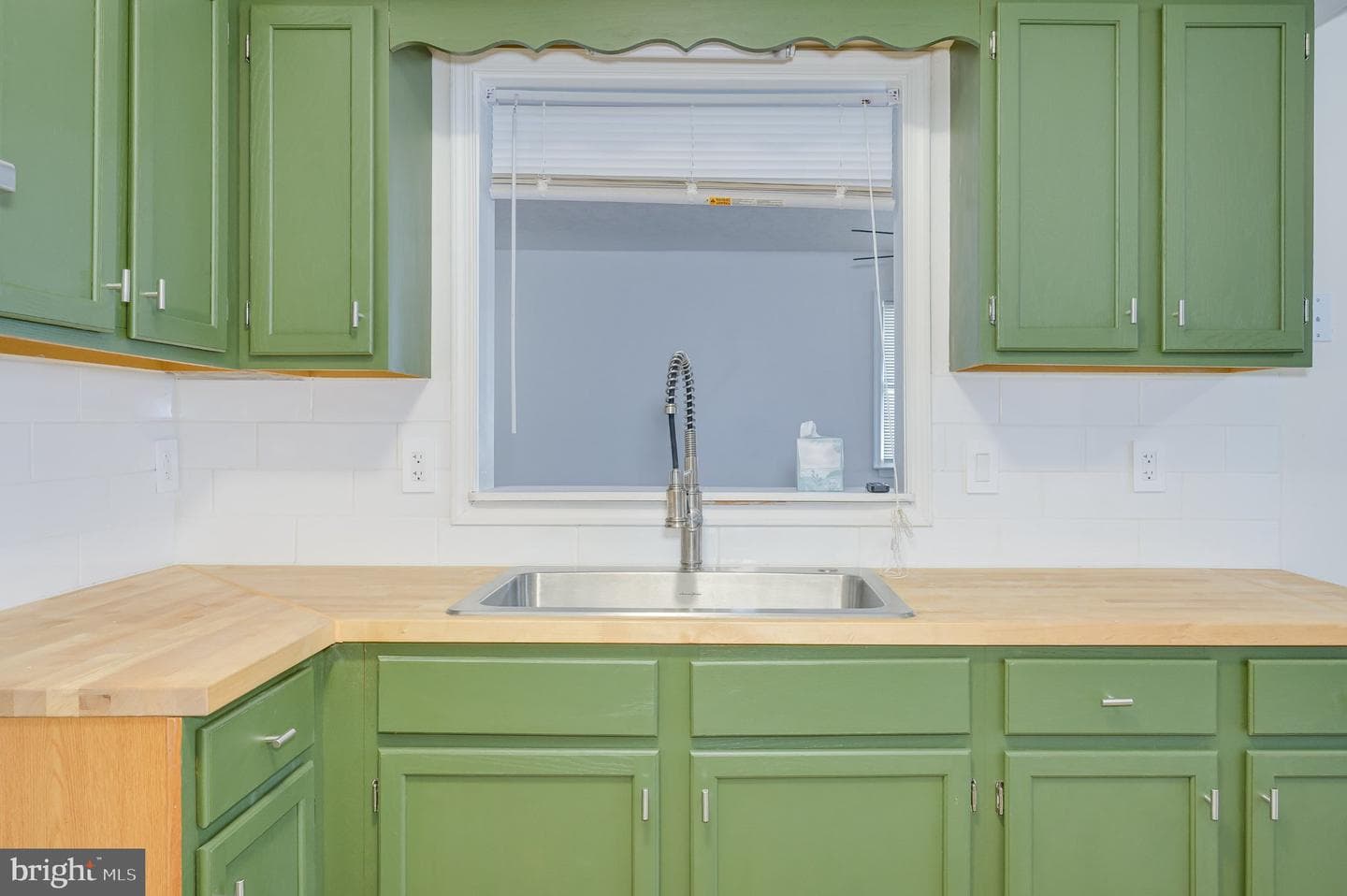 39 Rolling Meadows Drive photo 9