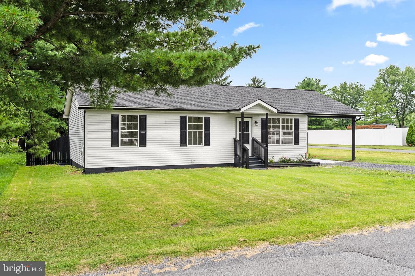 187 Primrose Drive, Martinsburg