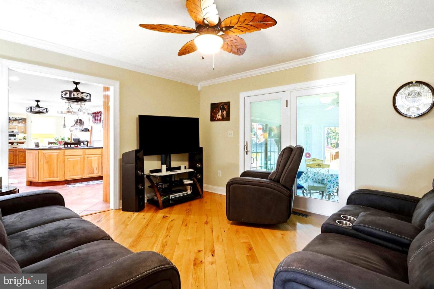 109 Mosby Court photo 33