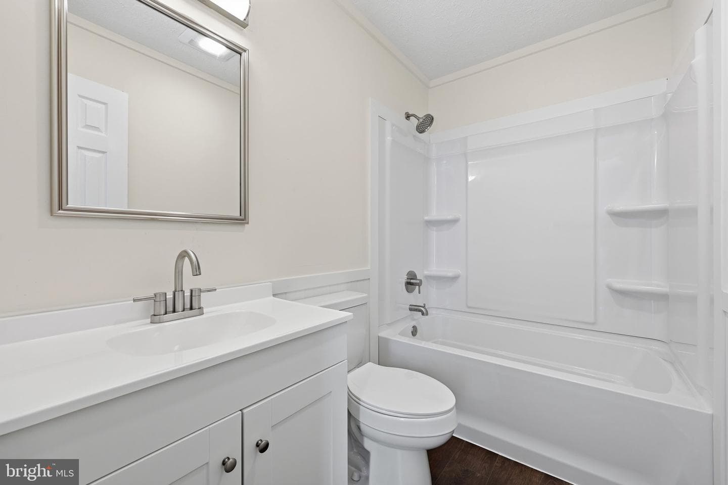 331 Crestview photo 22