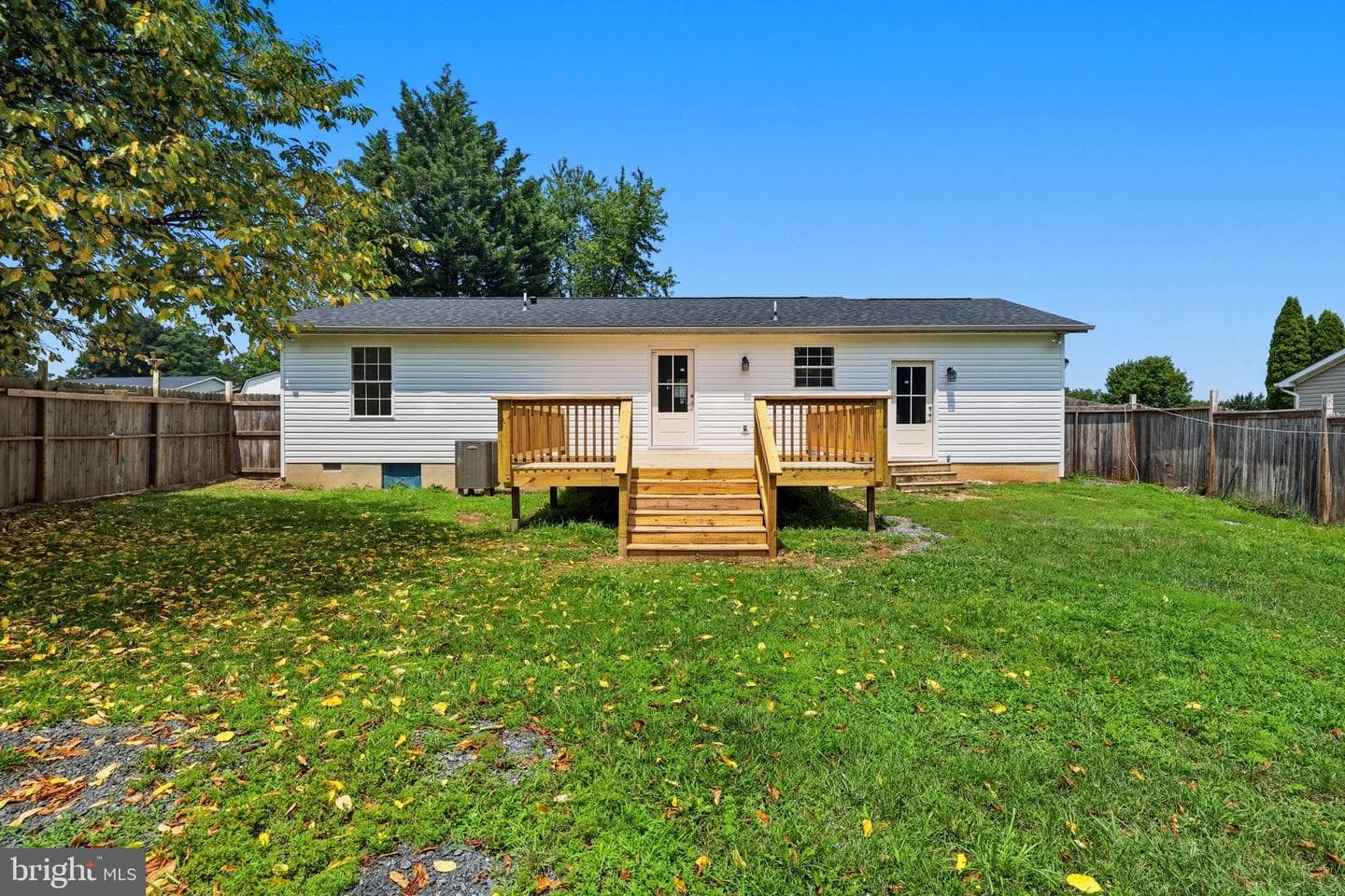 331 Crestview photo 33