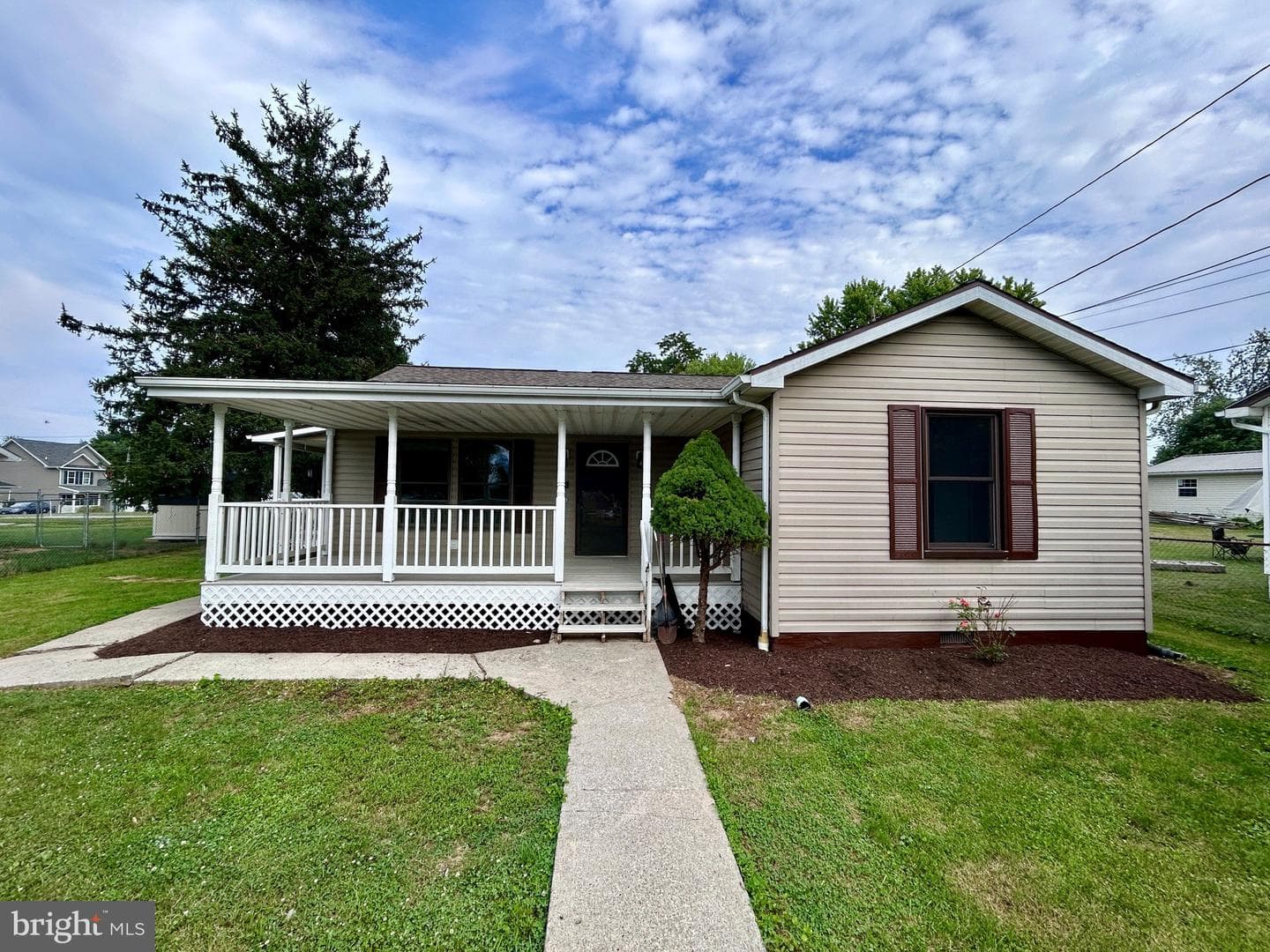 505 N Western Avenue photo 2