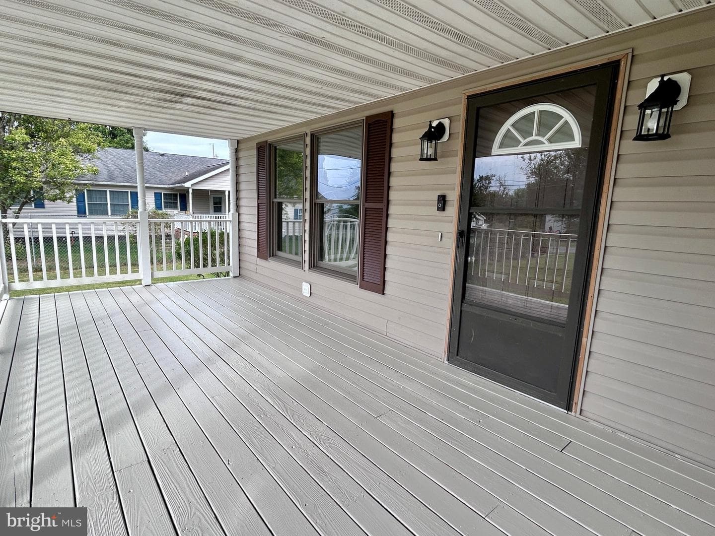 505 N Western Avenue photo 3