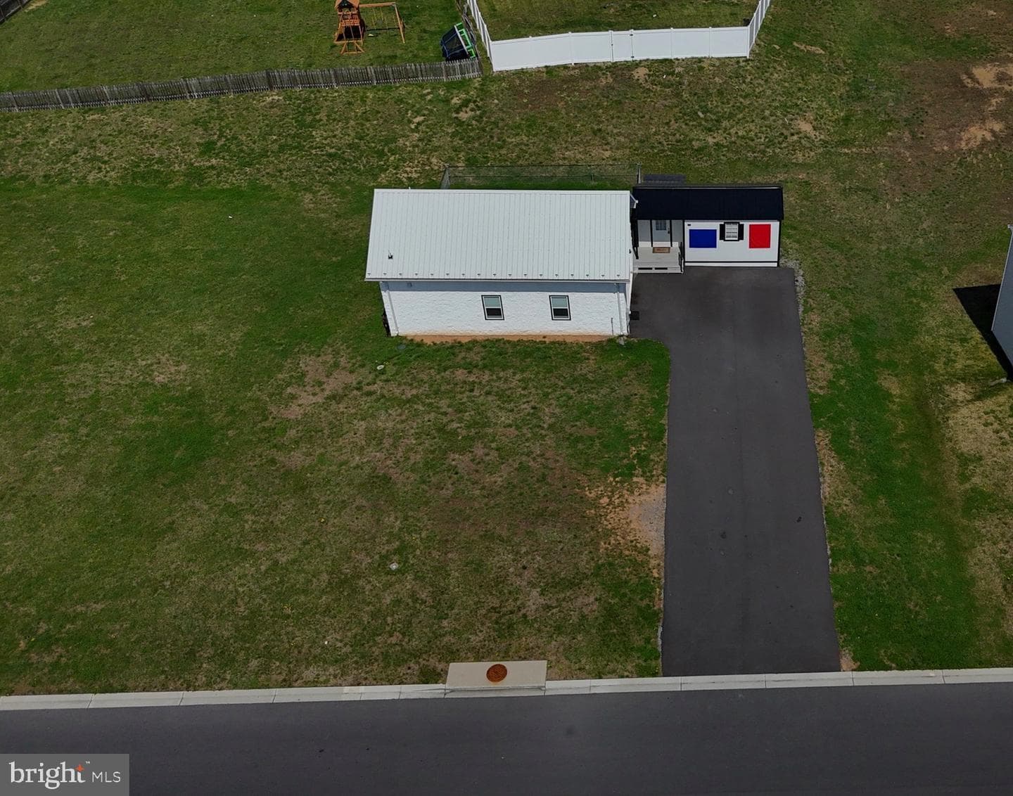 111 Kiskadee Drive photo 3